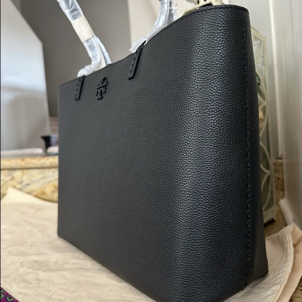 New Tory Burch McGraw tote in black - Picture 3 of 7